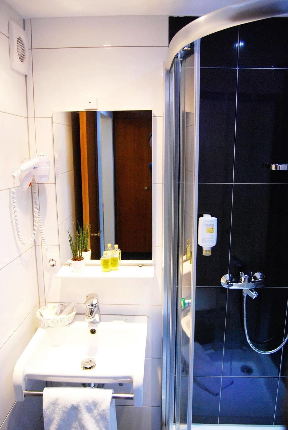 Parkhotel Bergheim Bagian luar foto